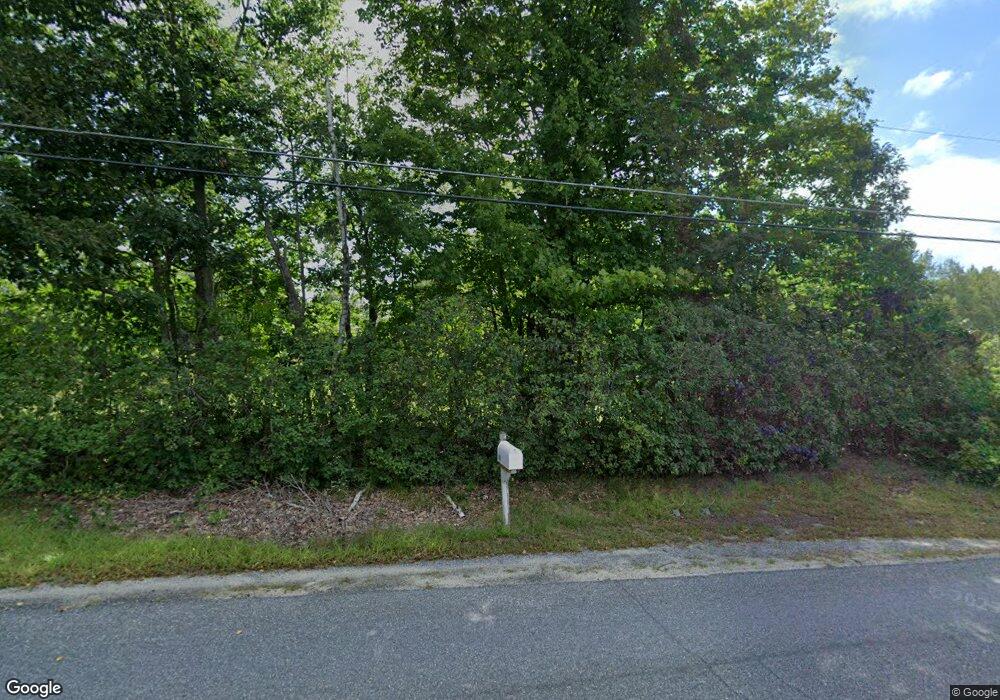 233 Hodsdon Rd, Pownal, ME 04069 - photo 1