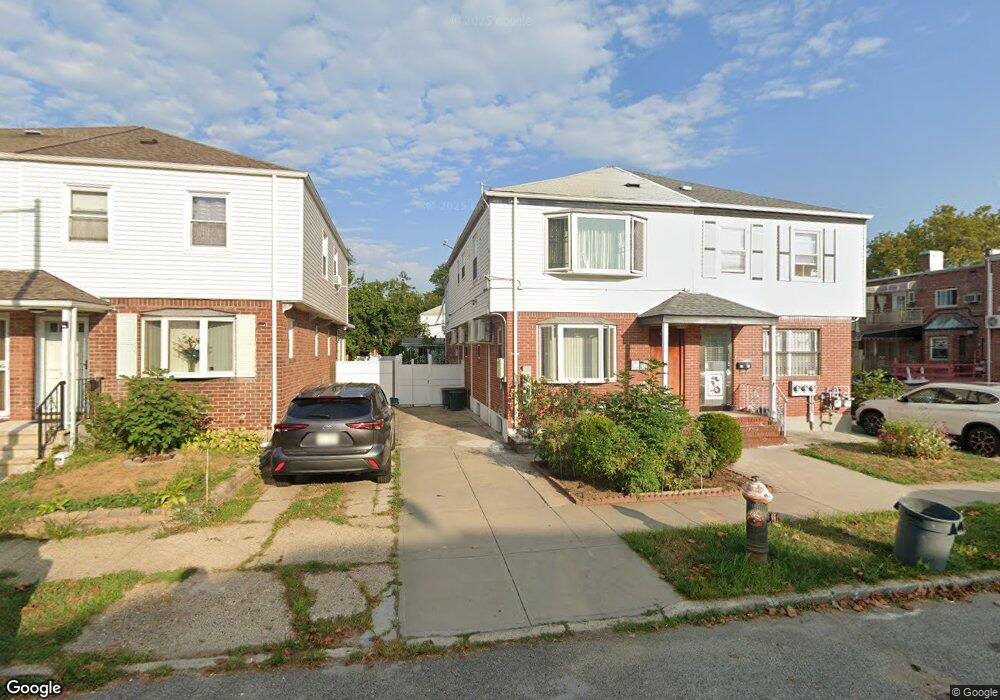 61-40 148th Place unit 1, Flushing, NY 11367 - photo 1