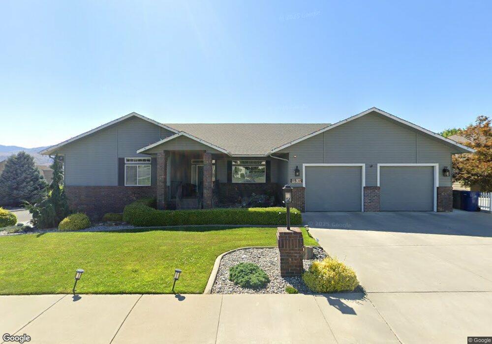1536 Holly Ln, East Wenatchee, WA 98802 - photo 1