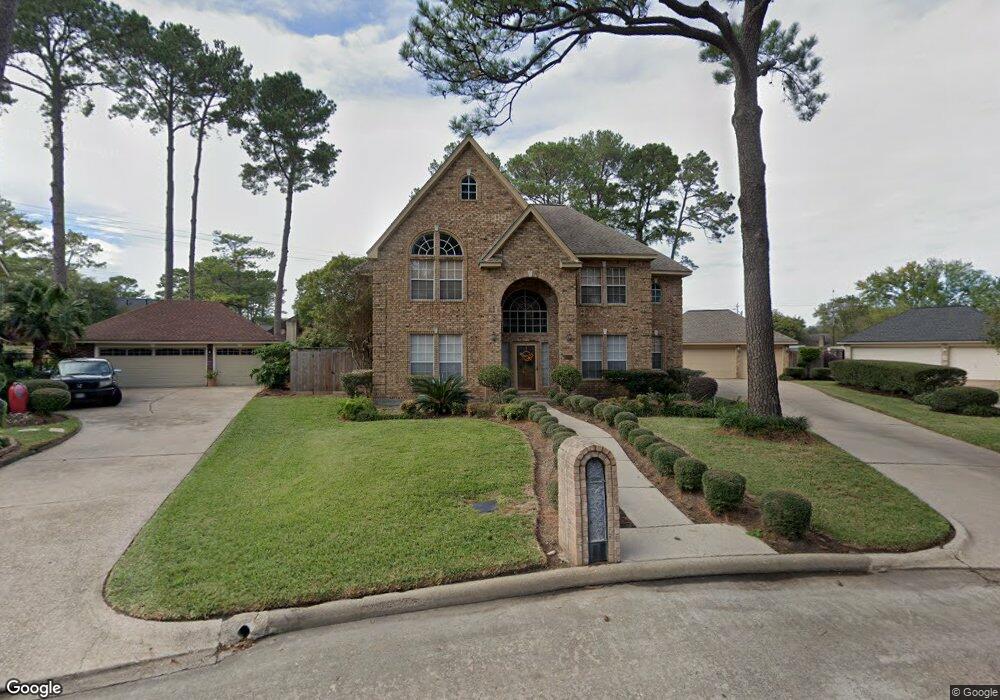7355 Walkers Forest Dr, Houston, TX 77088 - photo 1