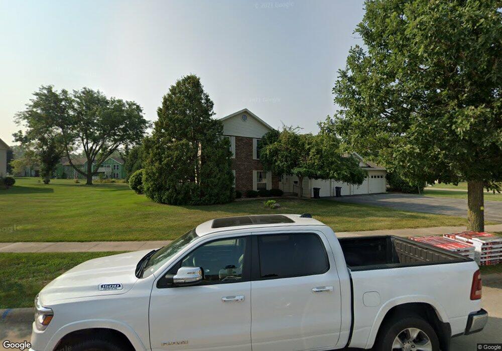 3813 Summerfield Ln NE, Cedar Rapids, IA 52402 - photo 1