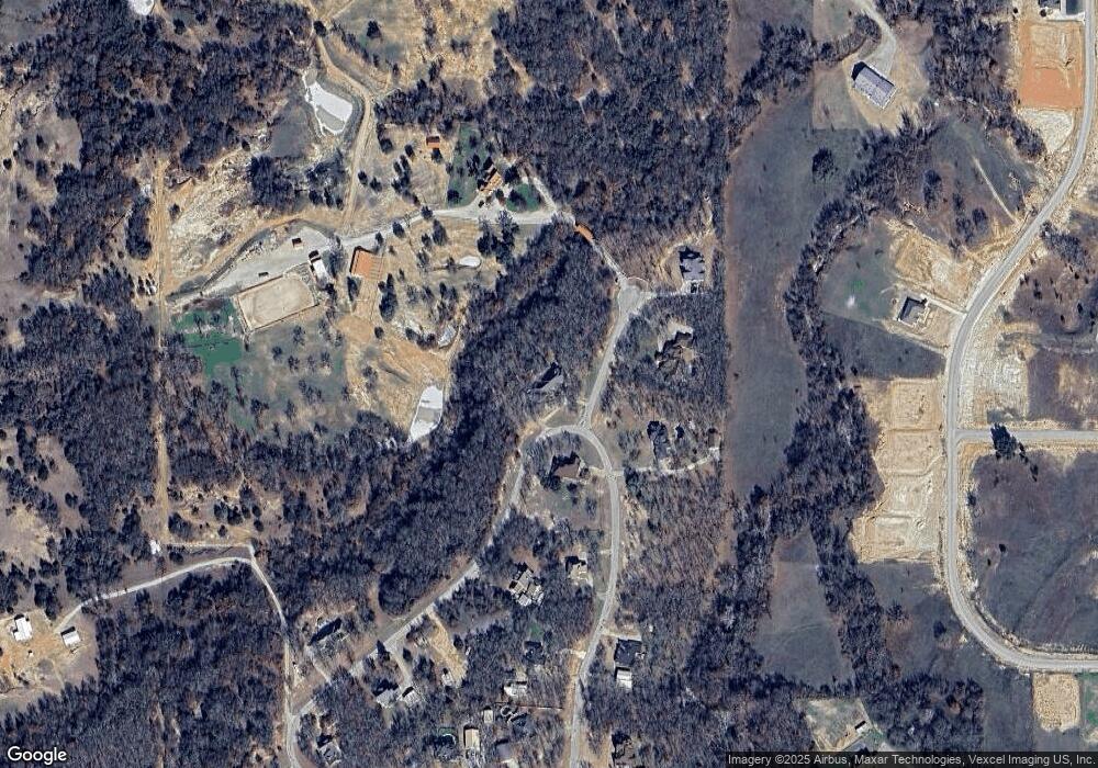 301 Oak Creek Ct, Springtown, TX 76082 - photo 1