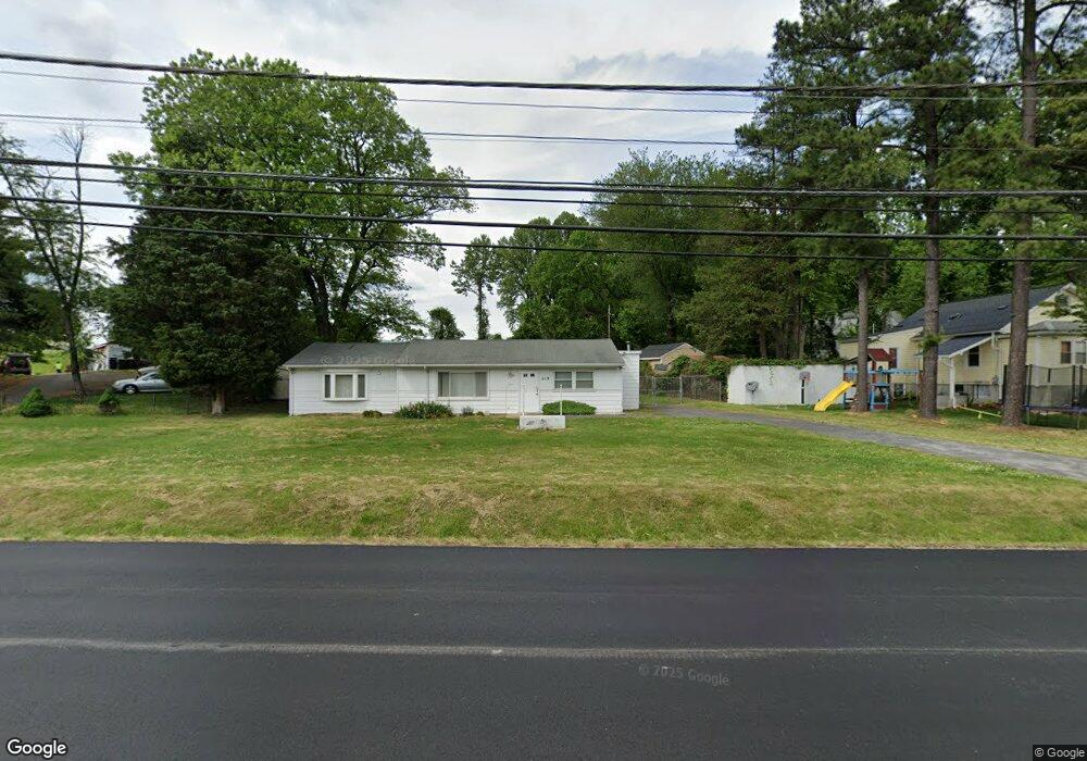 419 Hill Rd, Hyattsville, MD 20785 - photo 1