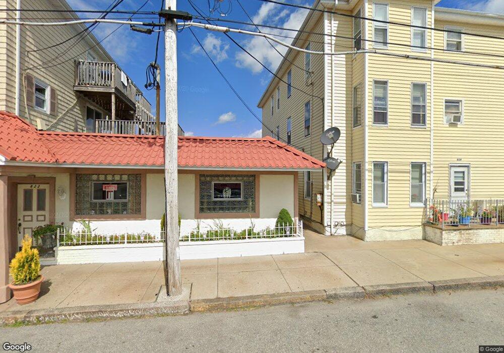 822 King Philip St, Fall River, MA 02724 - photo 1