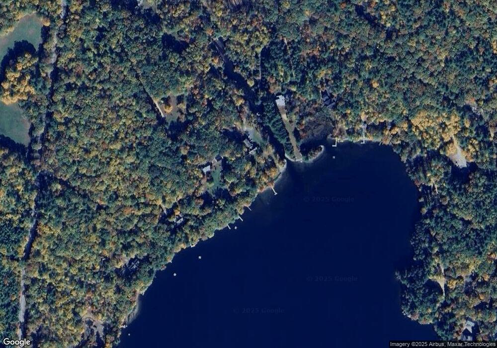 8 Mazies Ln, Holderness, NH 03245 - photo 1