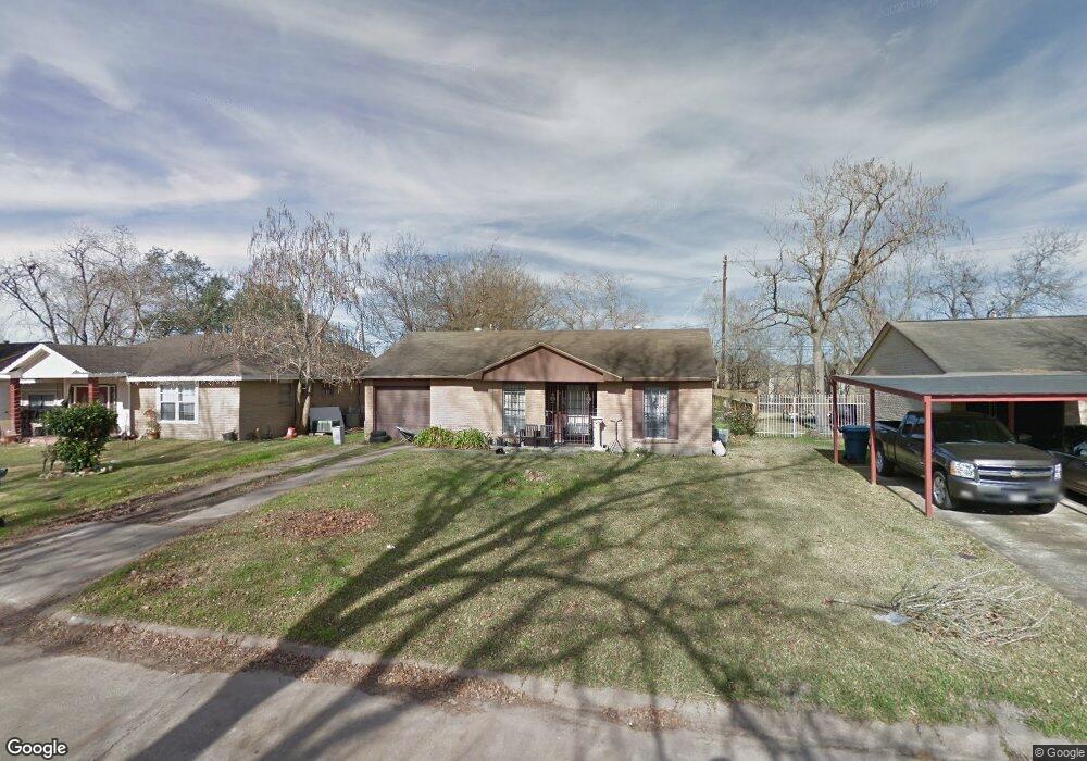 5706 Arthington St, Houston, TX 77053 - photo 1
