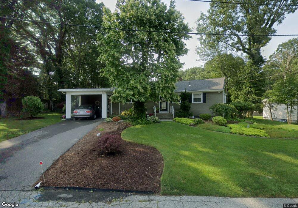 56 Evelyn St, North Dartmouth, MA 02747 - photo 1