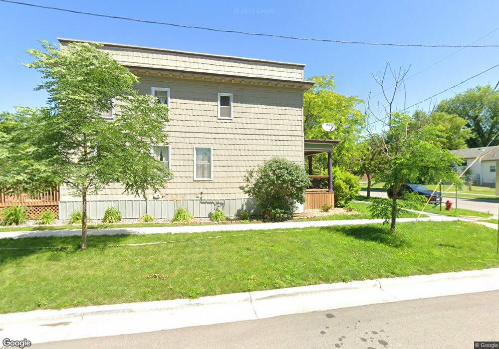 802 8th St N unit 1, Fargo, ND 58102 - photo 1