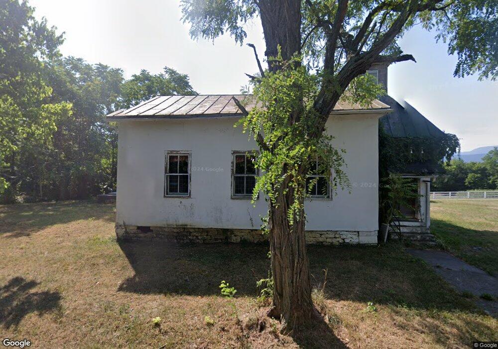 130 Maple St, Bentonville, VA 22610 - photo 1