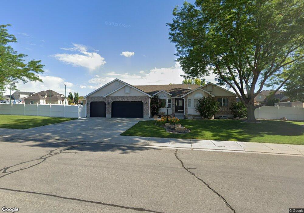 3754 Thunder Rd, Riverton, UT 84065 - photo 1