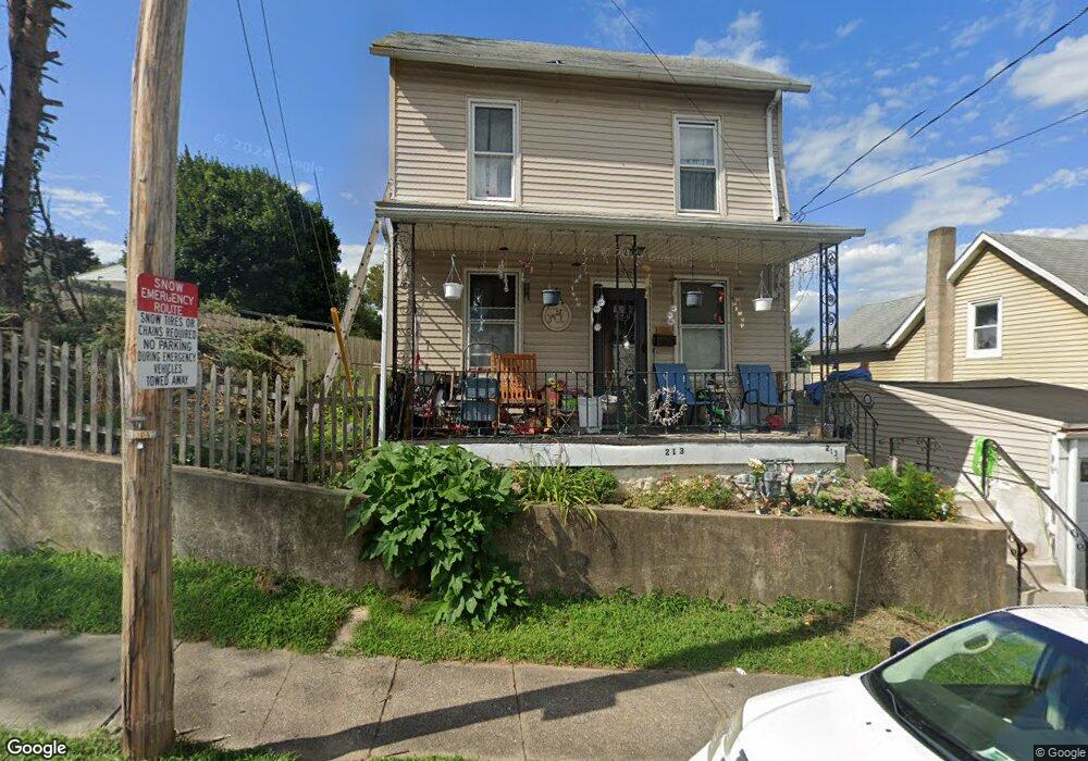 213 Monroe St, Freemansburg, PA 18017 - photo 1
