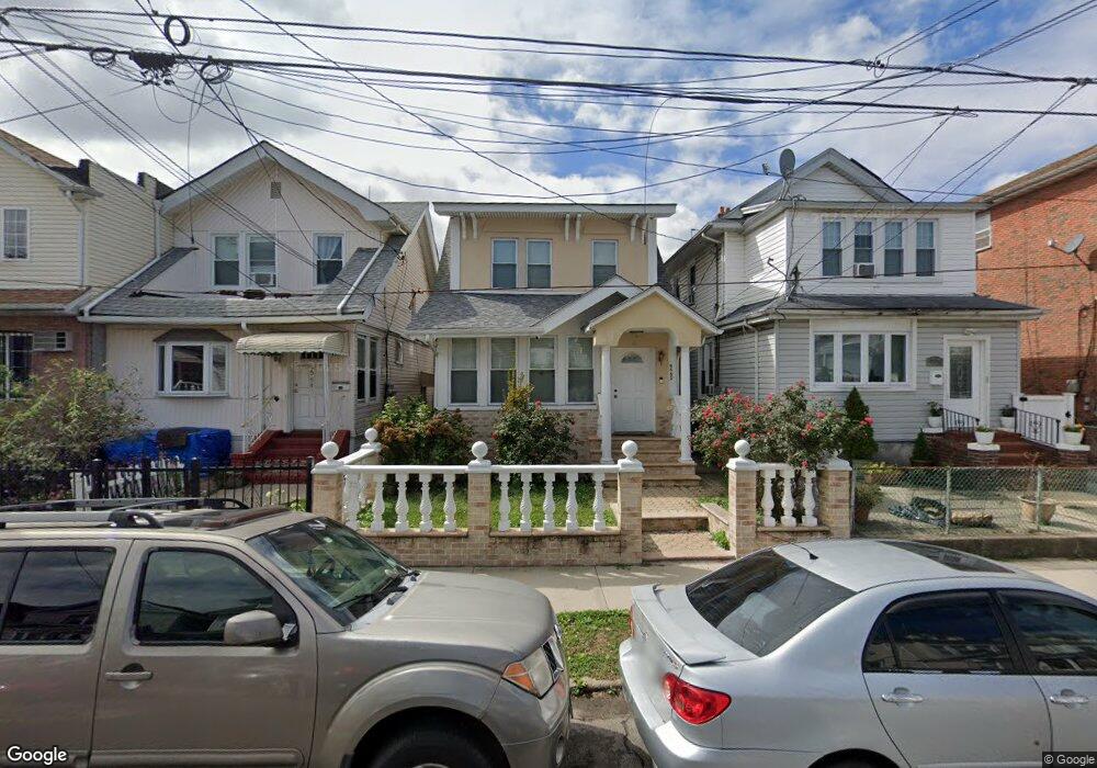 9552 110th St, South Richmond Hill, NY 11419 - photo 1