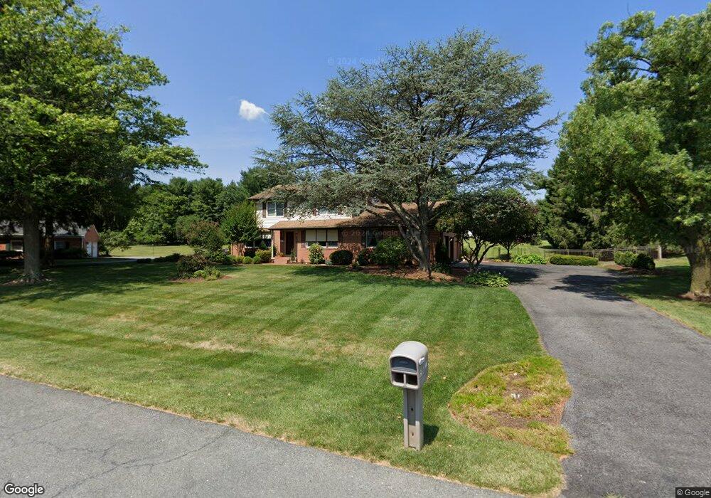 7902 Runnymeade Dr, Frederick, MD 21702 - photo 1