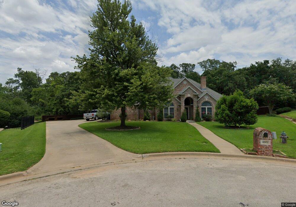 3501 Deer Creek Cir, Denison, TX 75020 - photo 1