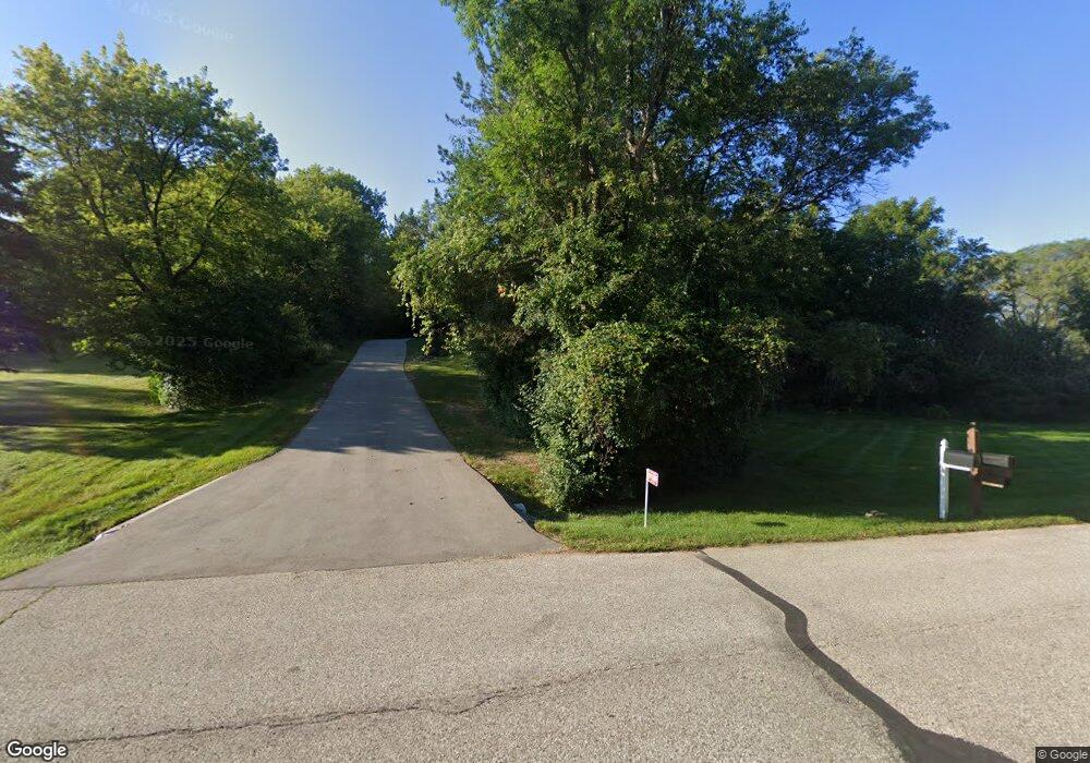 S9W31815 Glacier Pass, Delafield, WI 53018 - photo 1