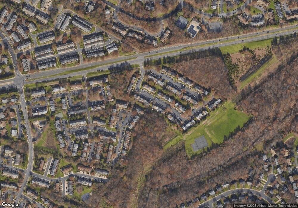 13869 Laura Ratcliff Ct, Centreville, VA 20121 - photo 1