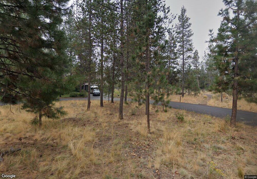 3 5 Iron Ln, Bend, OR 97707 - photo 1