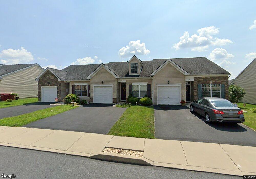 236 Patterson Walk unit Lt62, Easton, PA 18040 - photo 1