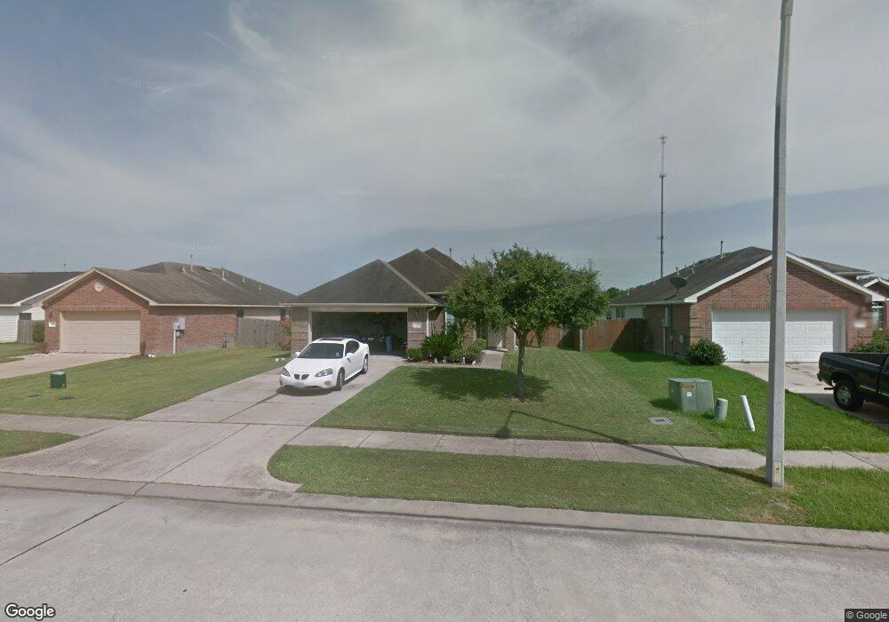 1414 Barras St, Alvin, TX 77511 - photo 1