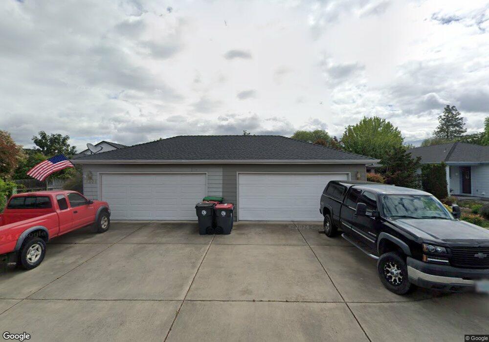 1304 Benjamin Ct, Central Point, OR 97502 - photo 1