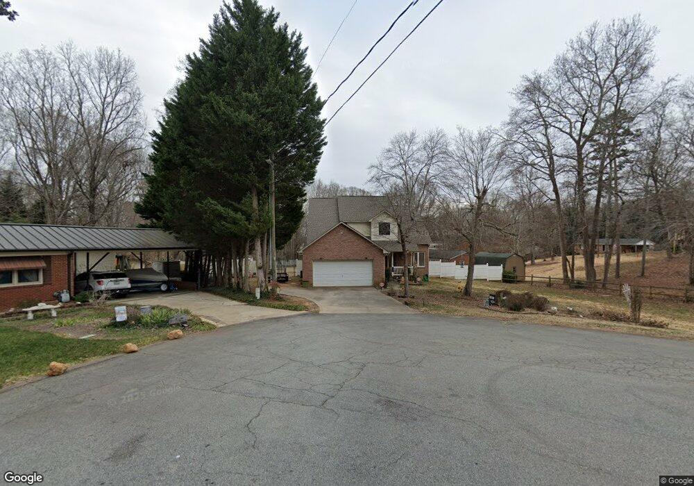 508 Watergate Cir, Gastonia, NC 28052 - photo 1