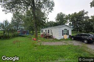90 Wheather Dr, Xenia, IL 62899
