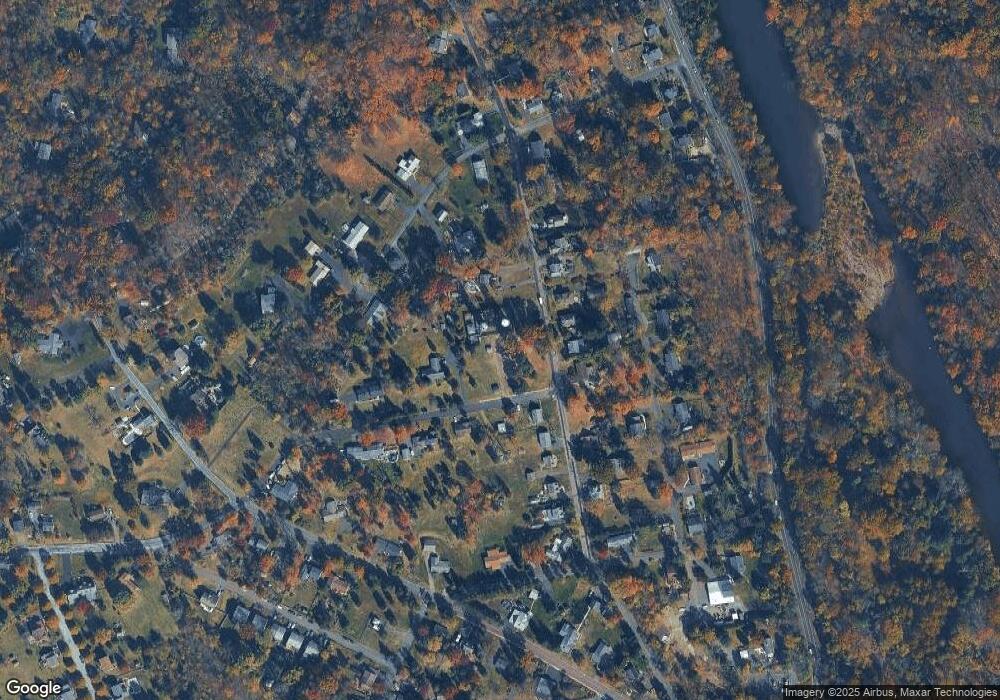 905 Summit Ave, Schwenksville, PA 19473 - photo 1