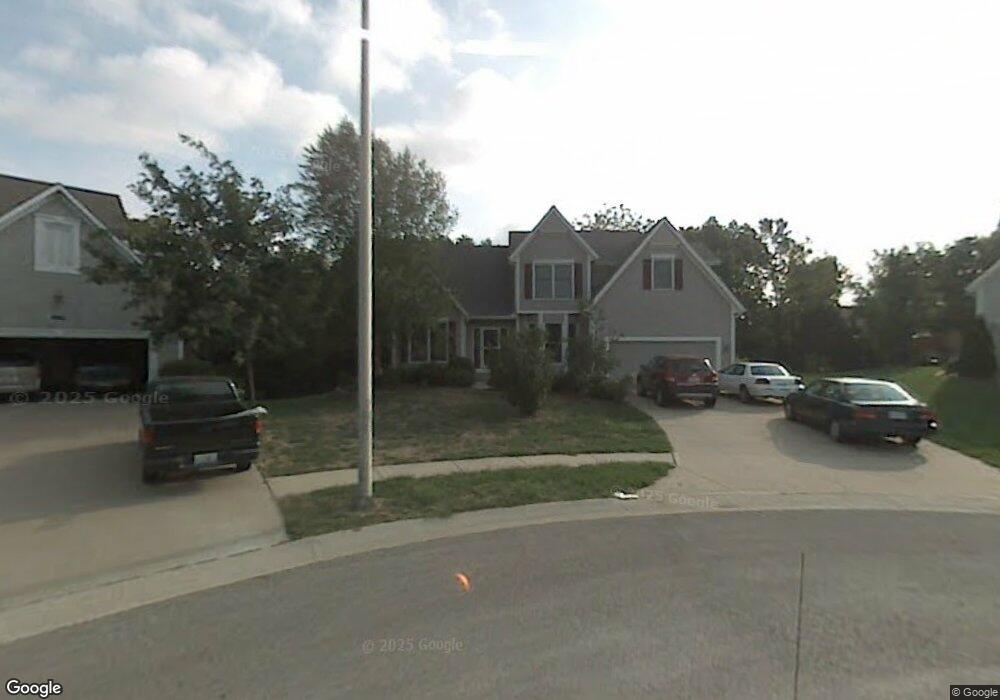 4901 Mccoy St, Shawnee, KS 66226 - photo 1