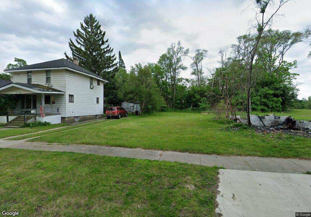 1614 E Hamilton Ave, Flint, MI 48506 - photo 1