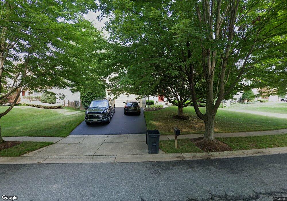 11336 Bishops Gate Ln, Laurel, MD 20723 - photo 1