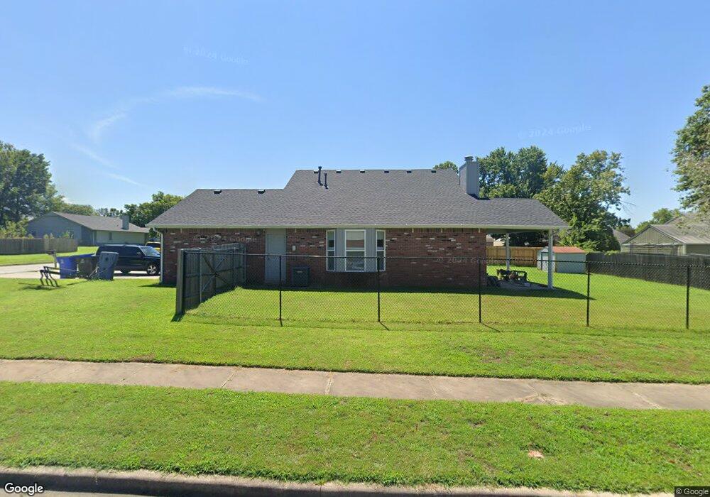 3802 S Sycamore Place, Broken Arrow, OK 74011 - photo 1