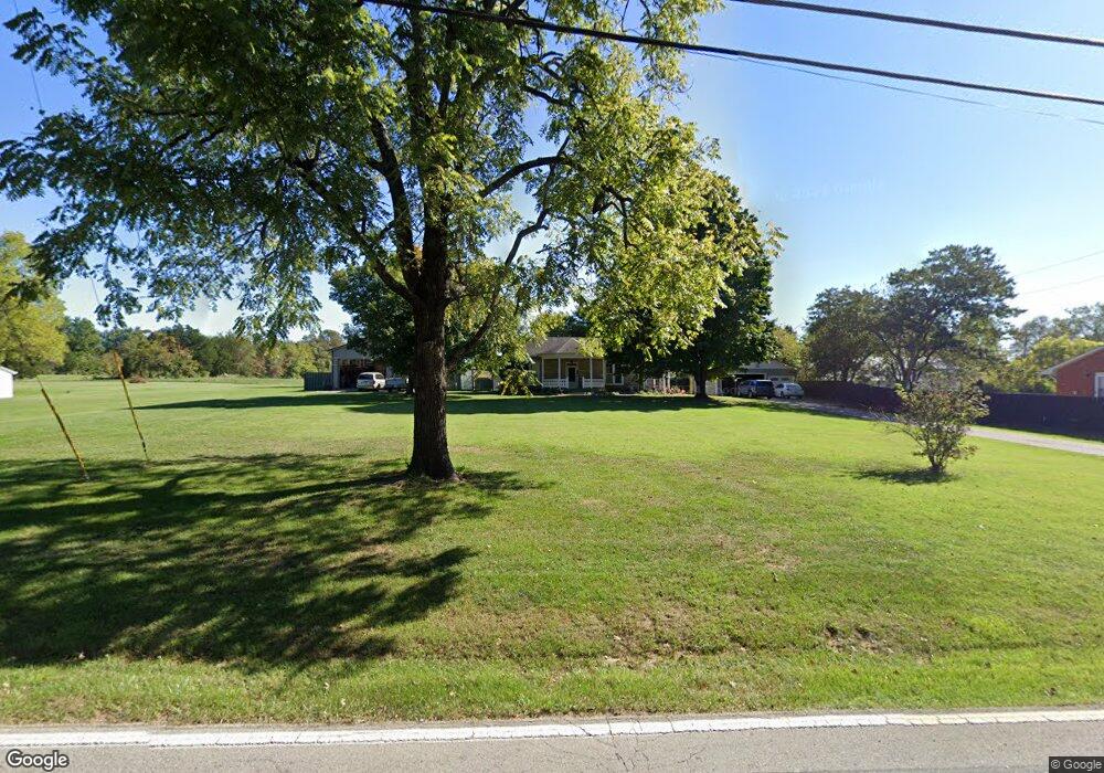 5806 E Manslick Rd, Louisville, KY 40219 - photo 1