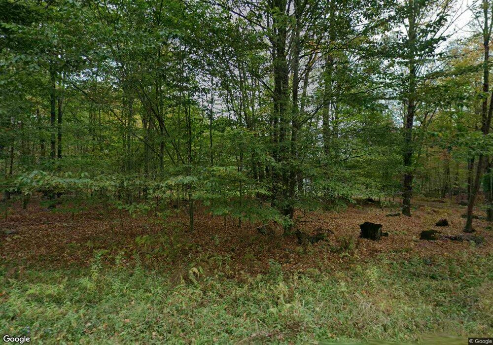 696 Hemlock Rd, Waymart, PA 18472 - photo 1