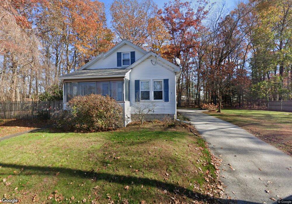 7 Hall Rd, Dudley, MA 01571 - photo 1
