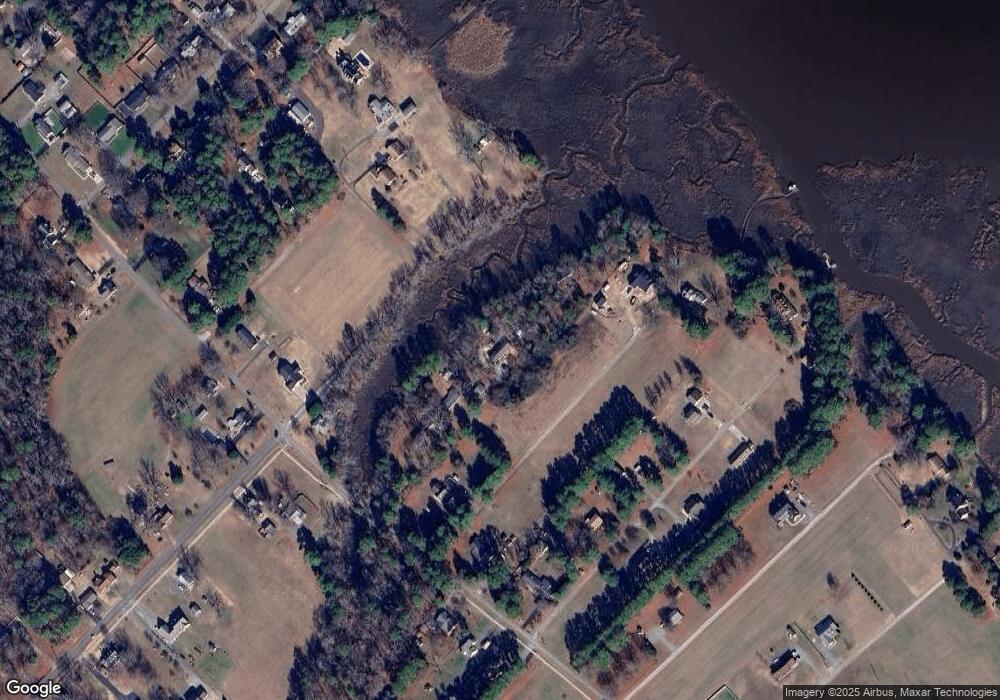 1340 Shady Ln, West Point, VA 23181 - photo 1