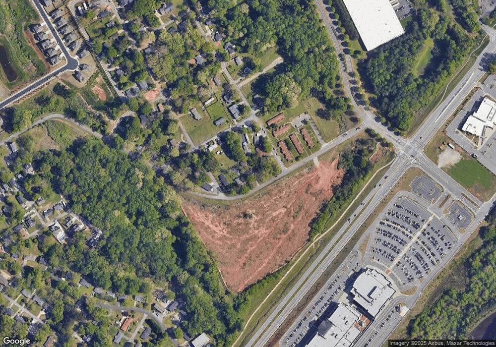 584 New St, Buford, GA 30518 - photo 1