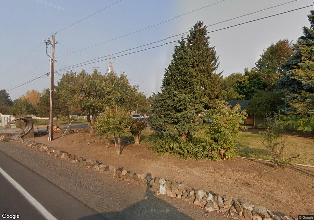 61852 Pettigrew Rd, Bend, OR 97702 - photo 1