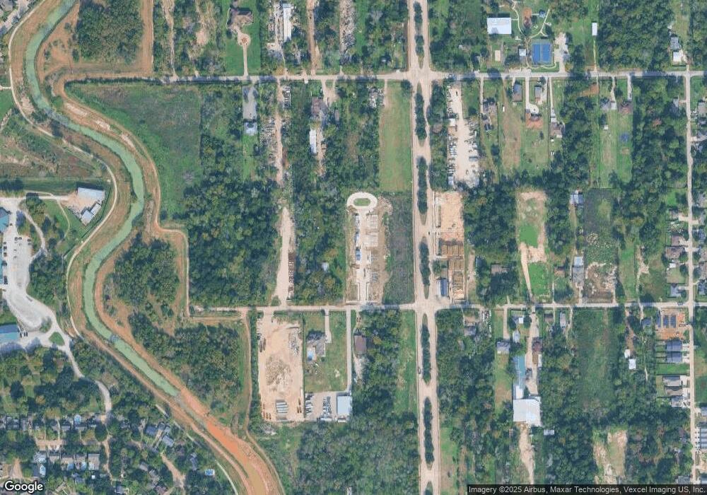 3522 1/2 Mansfield St, Houston, TX 77091 - photo 1