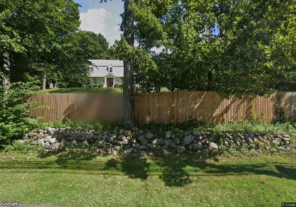 495 Hoyt St, Darien, CT 06820 - photo 1