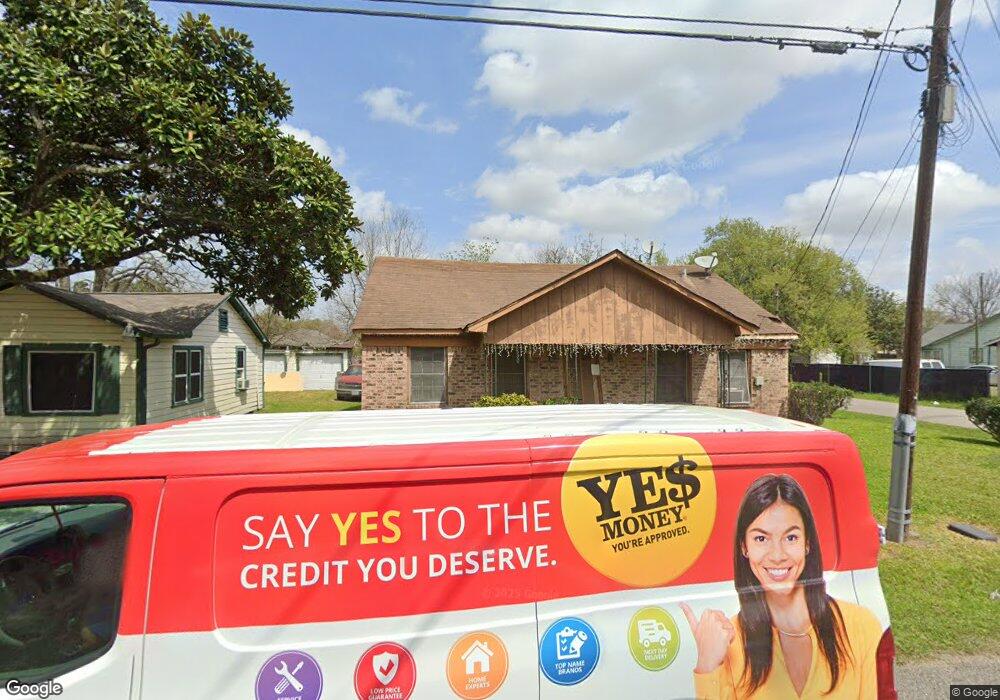 4419 Engleford St, Houston, TX 77026 - photo 1