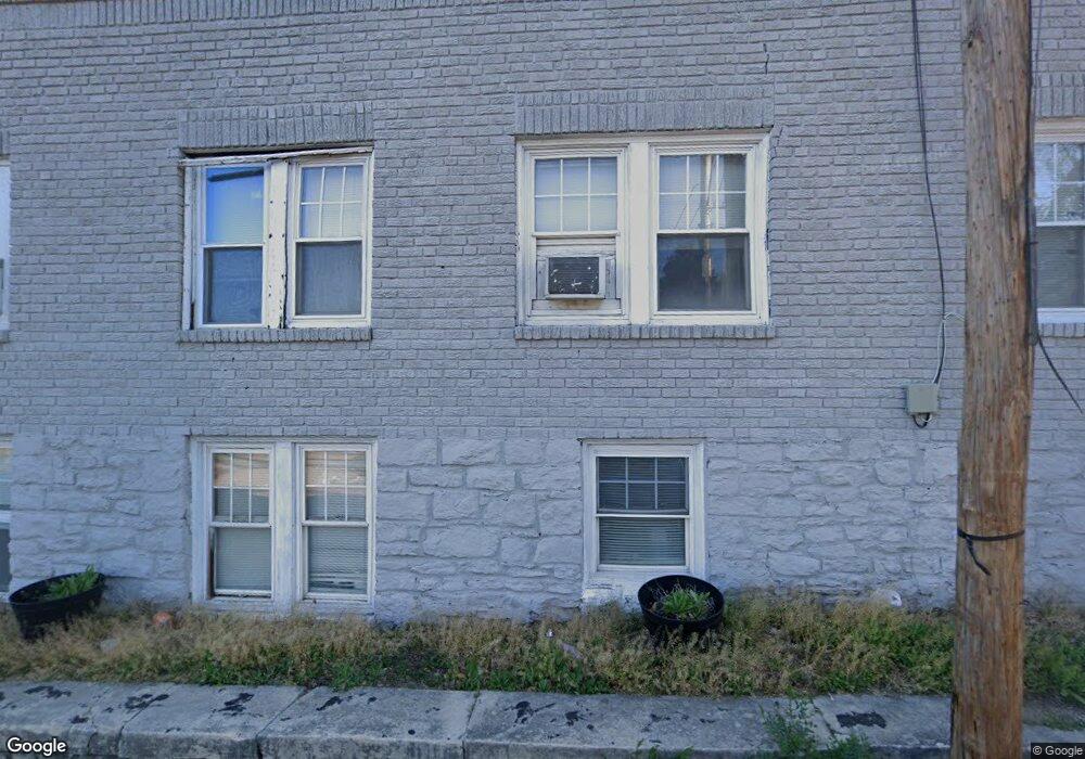 716 SW Taylor St, Topeka, KS 66603 - photo 1