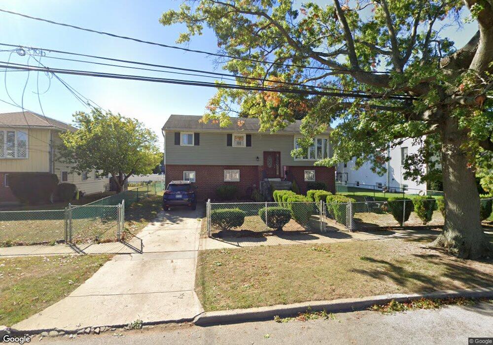 445 Pershing Blvd, Rockville Centre, NY 11570 - photo 1
