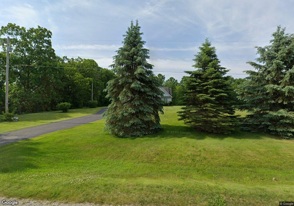 1013 W Tobias Rd, Clio, MI 48420 - photo 1