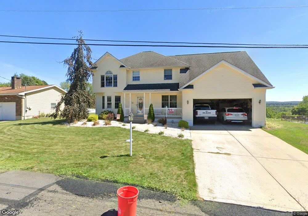 507 Powell St, Taylor, PA 18517 - photo 1