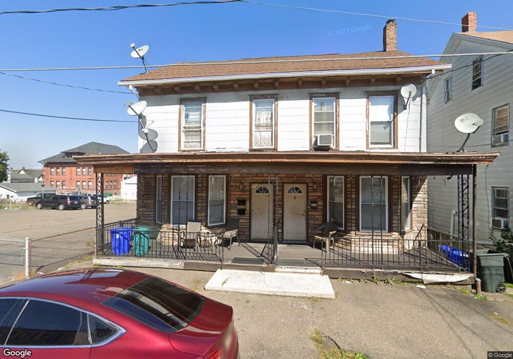 333 E Juniper St, Hazleton, PA 18201 - photo 1