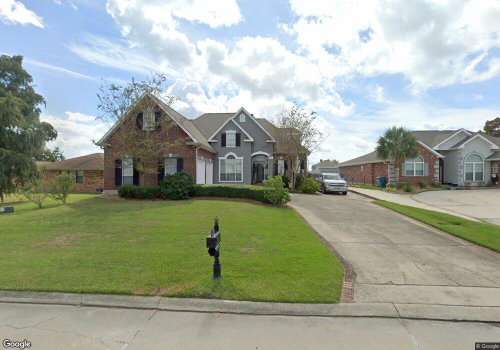 384 Moonraker Dr, Slidell, LA 70458 - photo 1