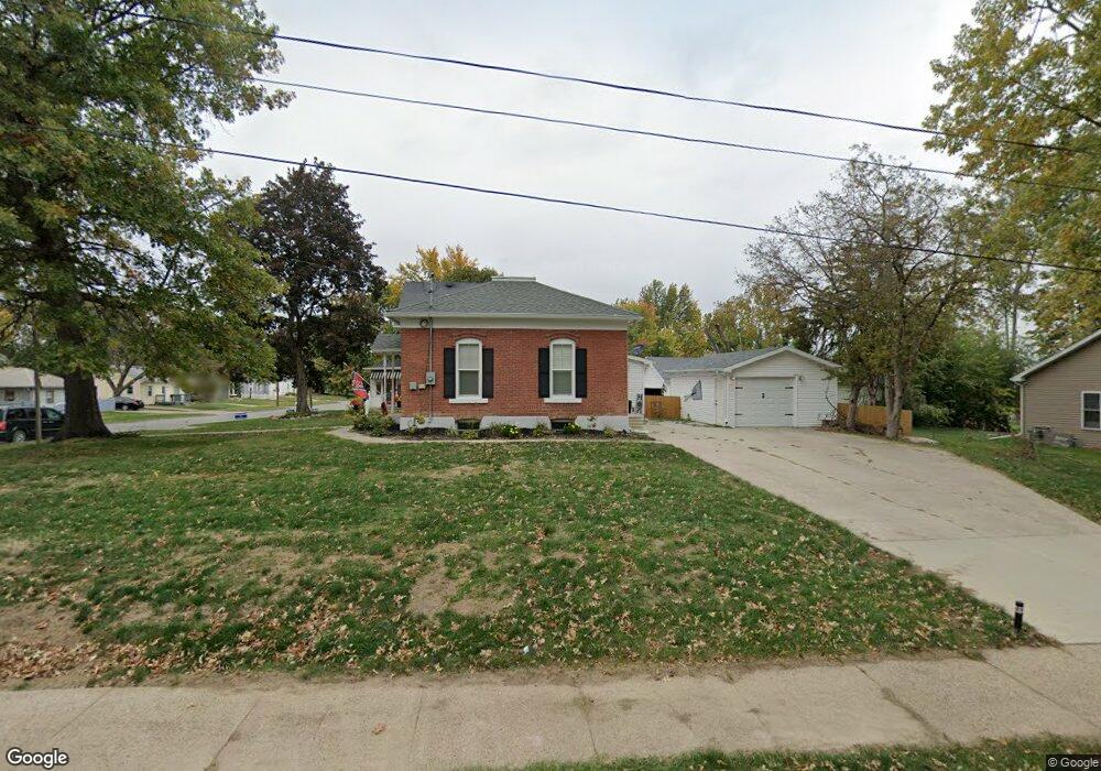 1022 W 4th St S unit A, Newton, IA 50208 - photo 1