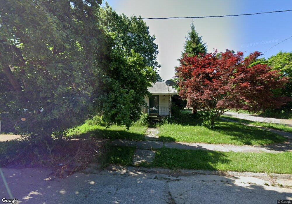 202 Browning Ave, Flint, MI 48507 - photo 1