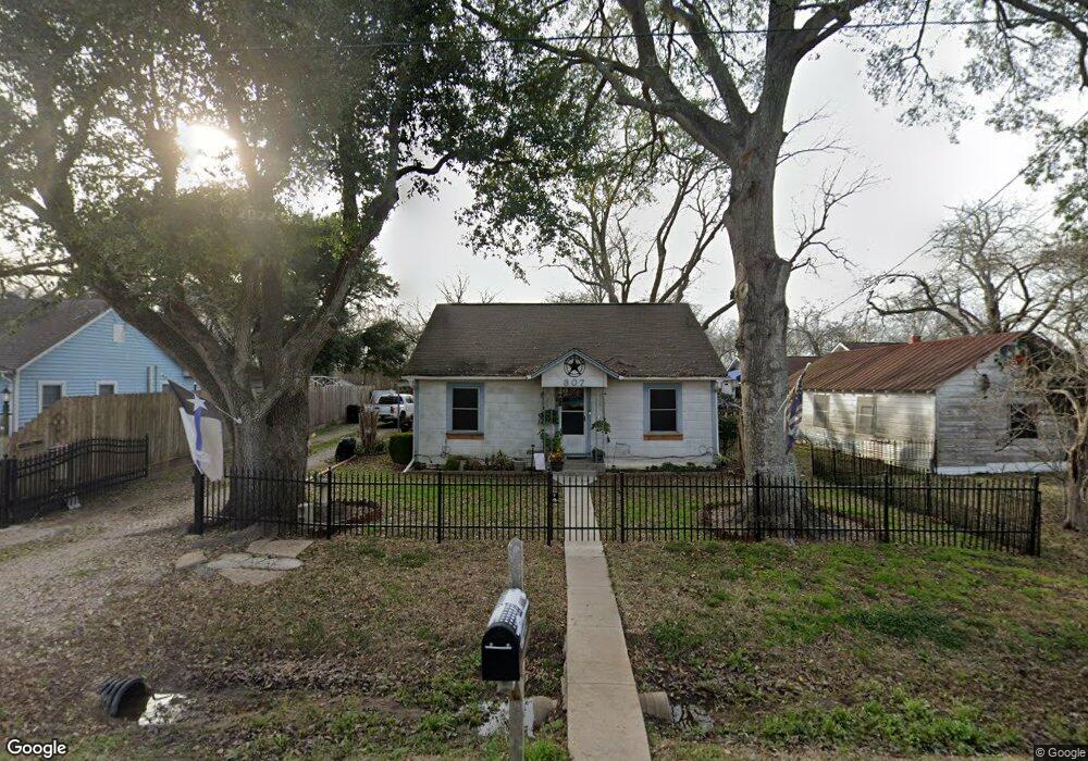 307 Rude St, Rosenberg, TX 77471 - photo 1