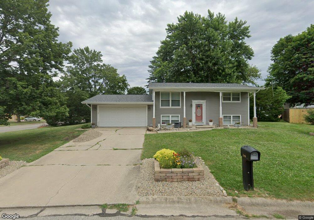 1401 D St, La Porte, IN 46350 - photo 1